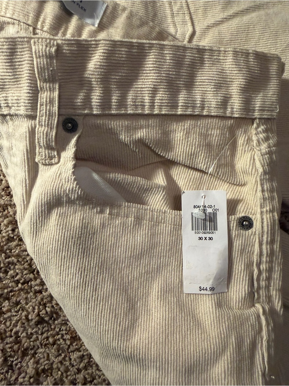 Old Navy men’s Built-In Flex Slim Corduroy Pants Beige size 30 x 30 brand new - Picture 5 of 5